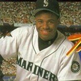 ken griffey jr. presents major league baseball game